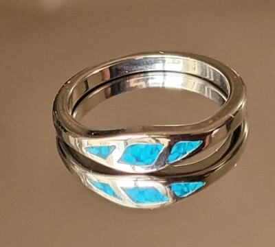 Anillo con incrustación de virutas de turquesa genuina enchapado en plata con forma de ojos del suroeste Foto 1 de 4