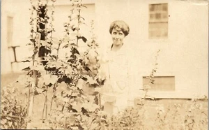 Vintage RPPC Photo Postcard Plymouth VT Mrs. President Calvin Coolidge Garden - Picture 1 of 3