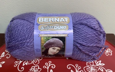 Nuevo hilo grueso Bernat Softee púrpura lavanda 3,5 oz 39307 Foto 1 de 4