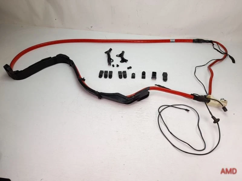 BMW 525xi 525i 530i 530xi E60 B+ 2006 cable de batería cable debajo del piso Foto 1 de 4