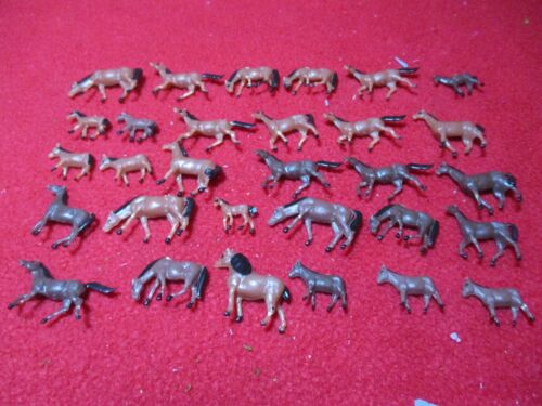 Lot of (30) N Scale Horses and Colts 1:160 Scale Miniatures Figures