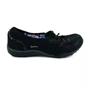 Womens 9 Relaxed Fit Skechers Breathe Easy 23030 Black Air Cooled Memory Foam - Picture 1 of 12