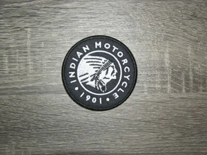 Indian Motorcycle 1901 schwarz & weiß bestickt Bügelbild Patch 3,25" x 3,25" - Bild 1 von 2