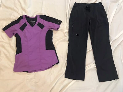 TV6 Grey’s Anatomy Gris y Púrpura Blusa Médica XXS y Pantalones Conjunto XS, Spandex Elástico Foto 1 de 4