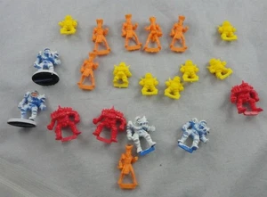 Vintage Blood Bowl Dwarf/Human/Elf Plastic Miniatures (2pcs) - Picture 1 of 1