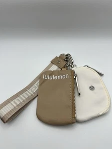 Lululemon Dual Pouch Neu mit Etikett - Hellbeige/Off-White - Bild 1 von 4