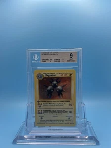 Magneton 1st Edition Holo (9/102) BGS 9 1999 Pokemon Base Set Shadowless - Picture 1 of 2