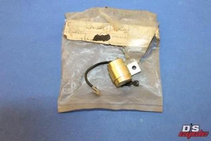 NUEVO DE LOTE ANTIGUO CONDENSADOR YAMAHA LADO DERECHO R3 YR1 YR2 YR2C 168-81225-20 - Imagen 1 de 6