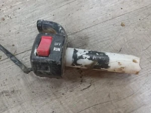 1986 YAMAHA XT 350 Twist Throttle xt350 oem original - Picture 1 of 2