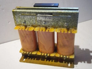 Transformateur CARBOGNIN 9585.1 400/220V 3 ph - Picture 1 of 5