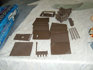FORT WEST SET TIM MEE TOYS - Picture 1 of 5