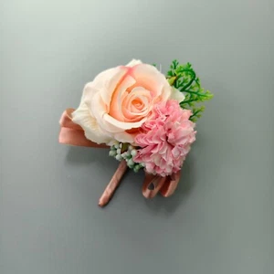 SICNPRW Artificial Corsages, Artificial Rose Carnation Corsage with Pin and Clip - Picture 1 of 4