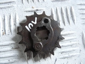 pignon de sortie de boite 125 dt 10v yamaha - Imagen 1 de 1