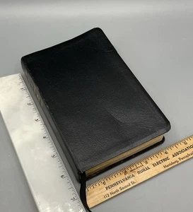 Holy Bible New Living Translation Compact Bonded Leather Tyndale 2004 Black - Picture 1 of 13