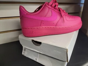 Größe 6 - Nike Air Force 1 '07 Fireberry ~ 36235-1 JE - Bild 1 von 10