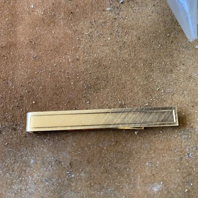 barra de corbata vintage nueva hayward placa de oro Foto 1 de 2