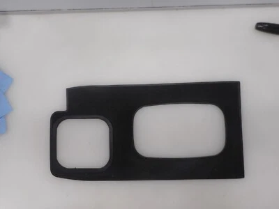 2000 LAND ROVER DISCOVERY II CENTER CONSOLE TRANSMISSION TRANSFER CASE MAT COVER - Image 1 of 4