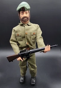 Vintage 60er Jahre G.I. Joe Flocked Hair Actionfigur Soldat Original Outfit & Gun - Bild 1 von 9