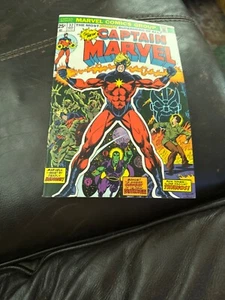 CAPTAIN MARVEL #32 (1974) - 6.0 FINE (MARVEL) - Picture 1 of 3
