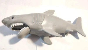 Animal Planet's Great White Shark Toy - Dive into Ocean Exploration Fun! Ty65 - Picture 1 of 3