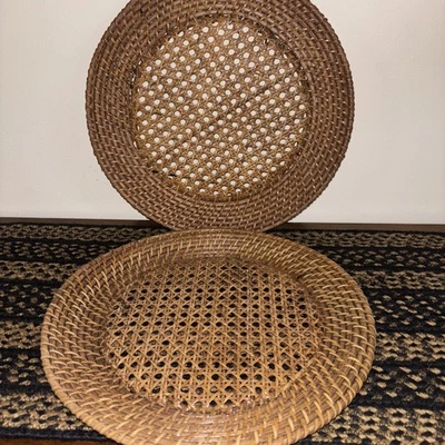 Placas de cargador de ratán de tejido abierto ~ Juego de 2 Foto 1 de 4