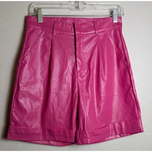 NEU Mundefeis rosa Kunstleder plissiert Bündchen hohe Taille Shorts Junior XL - Bild 1 von 4