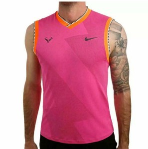 nike sleeveless tennis shirt