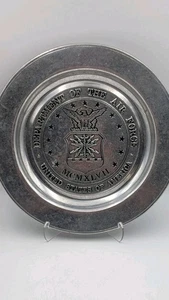 Placa de exhibición de peltre de colección Wilton Columbia del Departamento de la Fuerza Aérea EE. UU. - Imagen 1 de 13