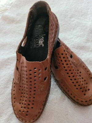 Mocasines sin cordones para mujer Foto 1 de 2