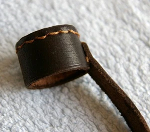 WW II Lee Enfield No.32 MK 2 / MK 3 Scope Genuine leather lens cover RSM - Picture 1 of 4