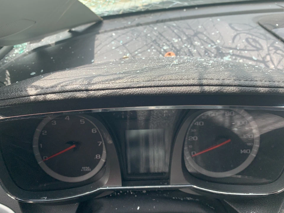 GMC TERRAIN GM OEM 10-17 VELOCÍMETRO MEDIDOR CUADRO DE INSTRUMENTOS DELANTERO Foto 1 de 1