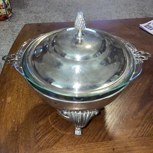 Silverplate Chaffing Dish Food Warmer Towle Silversmiths Pyrex Dish Insert 2 qt - Picture 1 of 9