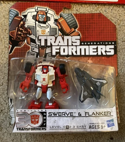Transformers Generations Thrilling 30 Legends Class SWERVE & FLANKER New Cover