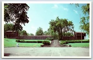 Postcard Fort Harrod State Park, Founded 1774, Harrodsburg, Kentucky Unposted - Picture 1 of 2