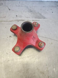 93-06 HONDA SPORTRAX 300 EX TRX300EX LEFT REAR BACK WHEEL HUB MOUNT RIM LUG  - Picture 1 of 6