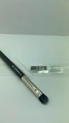 MAC 283 Duo Fibre Small Eye Shadow Brush – Professional Makeup Tool - Image 1 of 3