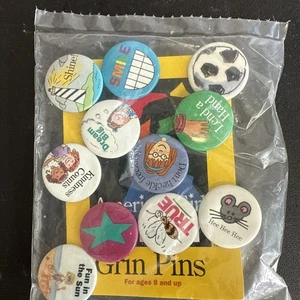 American Girl Grin Pin Button pkg. 10 Pleasant Company, Sealed, Unused - Picture 1 of 11