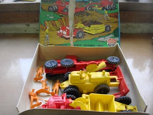 VERY RARE -- Vintage Auburn Rubber Co. Road Building Set # 944 - Original Box - Picture 1 of 19