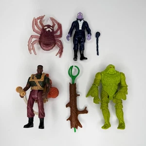 Lote (3) figuras de acción Kenner Swamp Thing vintage años 90 con accesorios - Imagen 1 de 6