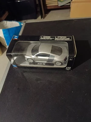 MODELLINO AUDI R8 NEW RAY SCALA 1:32 - Immagine 1 di 4