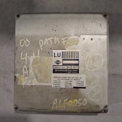 Nissan Pathfinder 2000 3,5 L ECU ECM MEC07-031 Foto 1 de 4