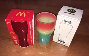 2x Mcdonalds Glas, 1x "Regenbogen 2023" & 1x ROT "X-Mas 2021" Gläser, NEU OVP - Bild 1 von 3