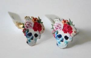 Anillo esqueleto floral de calavera de azúcar en banda eslabón elástico/elige el acabado - Imagen 1 de 4