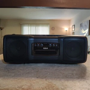 Vintage 1995 RCA Boombox AM/FM Stereo Radio CD Player * Read Description * Rare - Picture 1 of 18