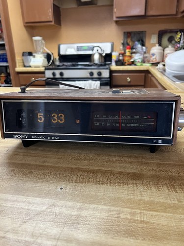 Foto 1 di 10