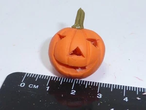 1:12 Scale  Halloween Pumpkin b Dolls House - Picture 1 of 2