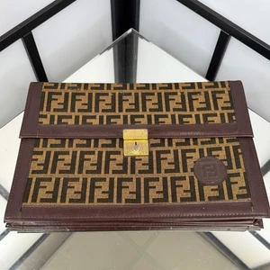 Bolso clutch FENDI Zucca - Imagen 1 de 12