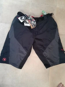 Mens Hummvee 11 Mtb Shorts New With Tags And Liners Size Xl Black And Grey - Picture 1 of 3