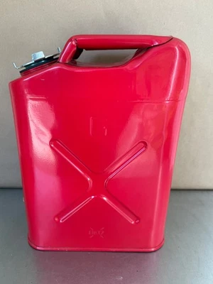 NOS  USMC Blitz 5 Gallon Metal Gas Can Red Jerry Can Screw on Cap    #3068 - Image 1 of 4