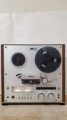 Cubierta de cinta vintage AKAI GX-255 4 cabezales carrete a carrete, enciende, lee Foto 1 de 4